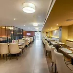 Hotel Sandstone Inn