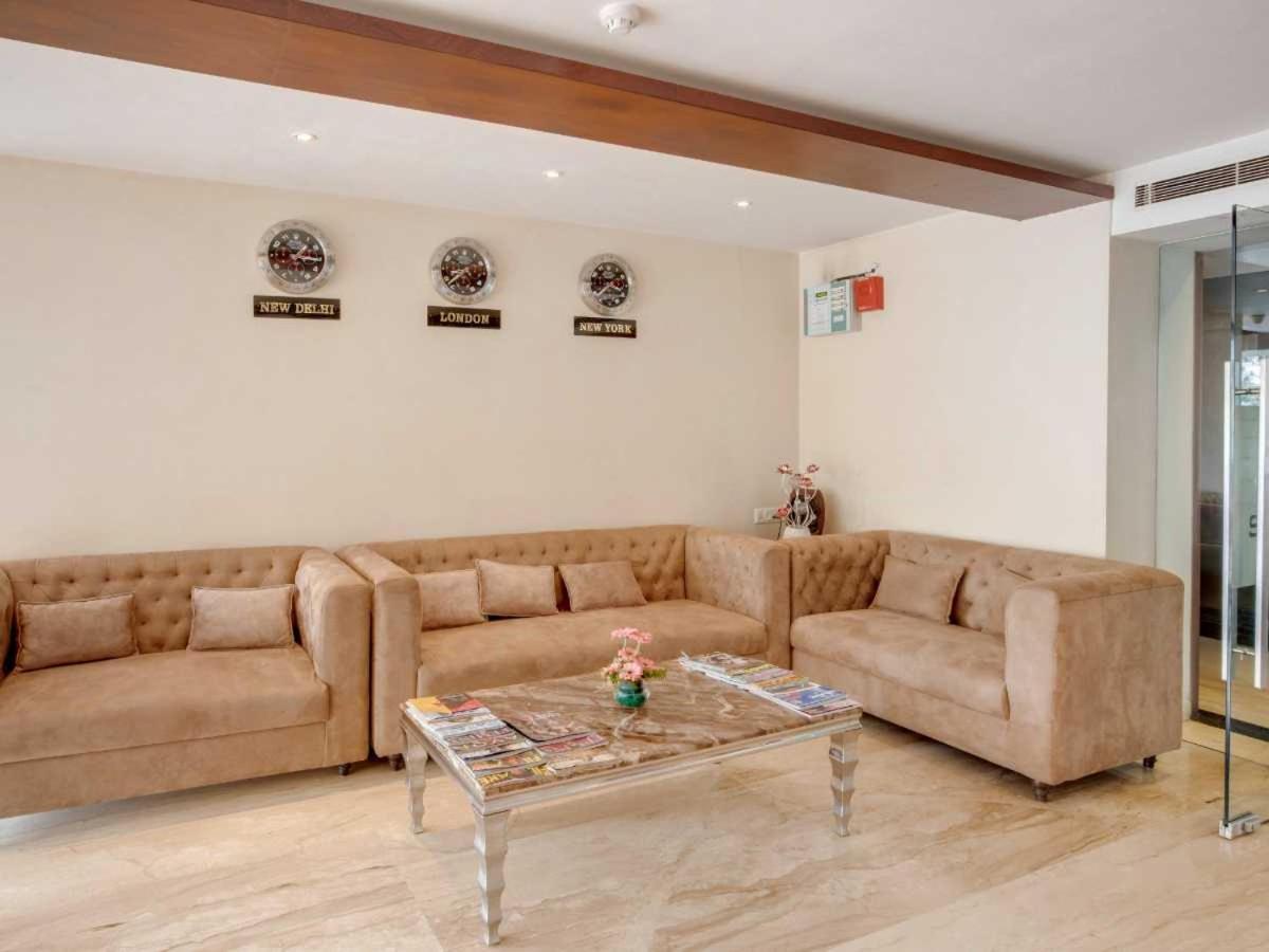 Hotel Sandstone