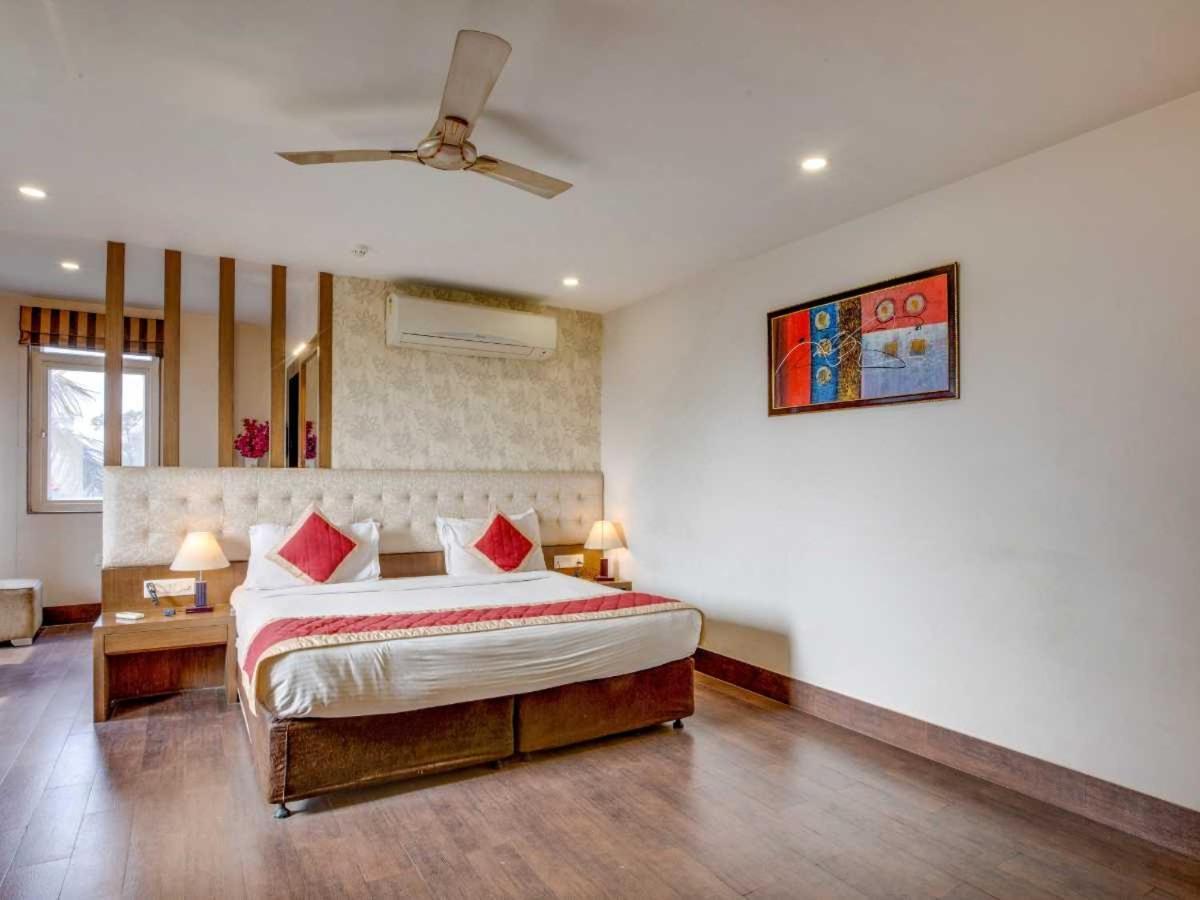 Hotel Sandstone